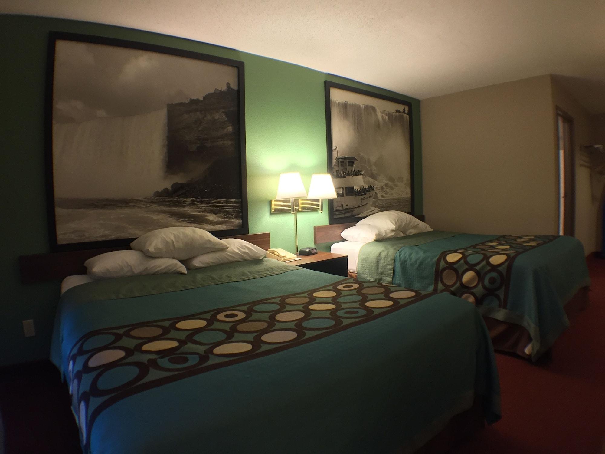 Super 8 By Wyndham Niagara Şelalesi Dış mekan fotoğraf