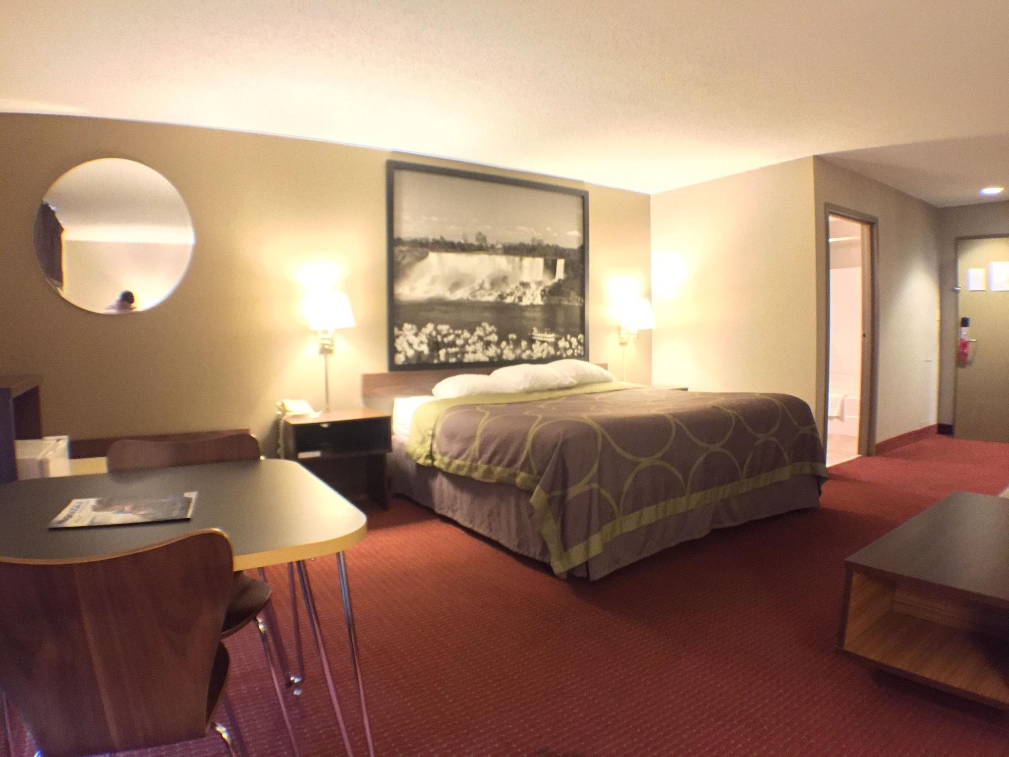 Super 8 By Wyndham Niagara Şelalesi Dış mekan fotoğraf
