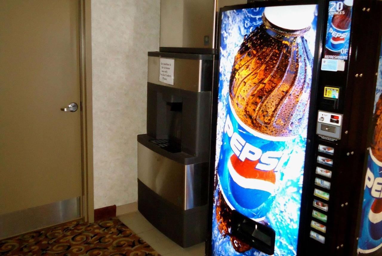 Super 8 By Wyndham Niagara Şelalesi Dış mekan fotoğraf