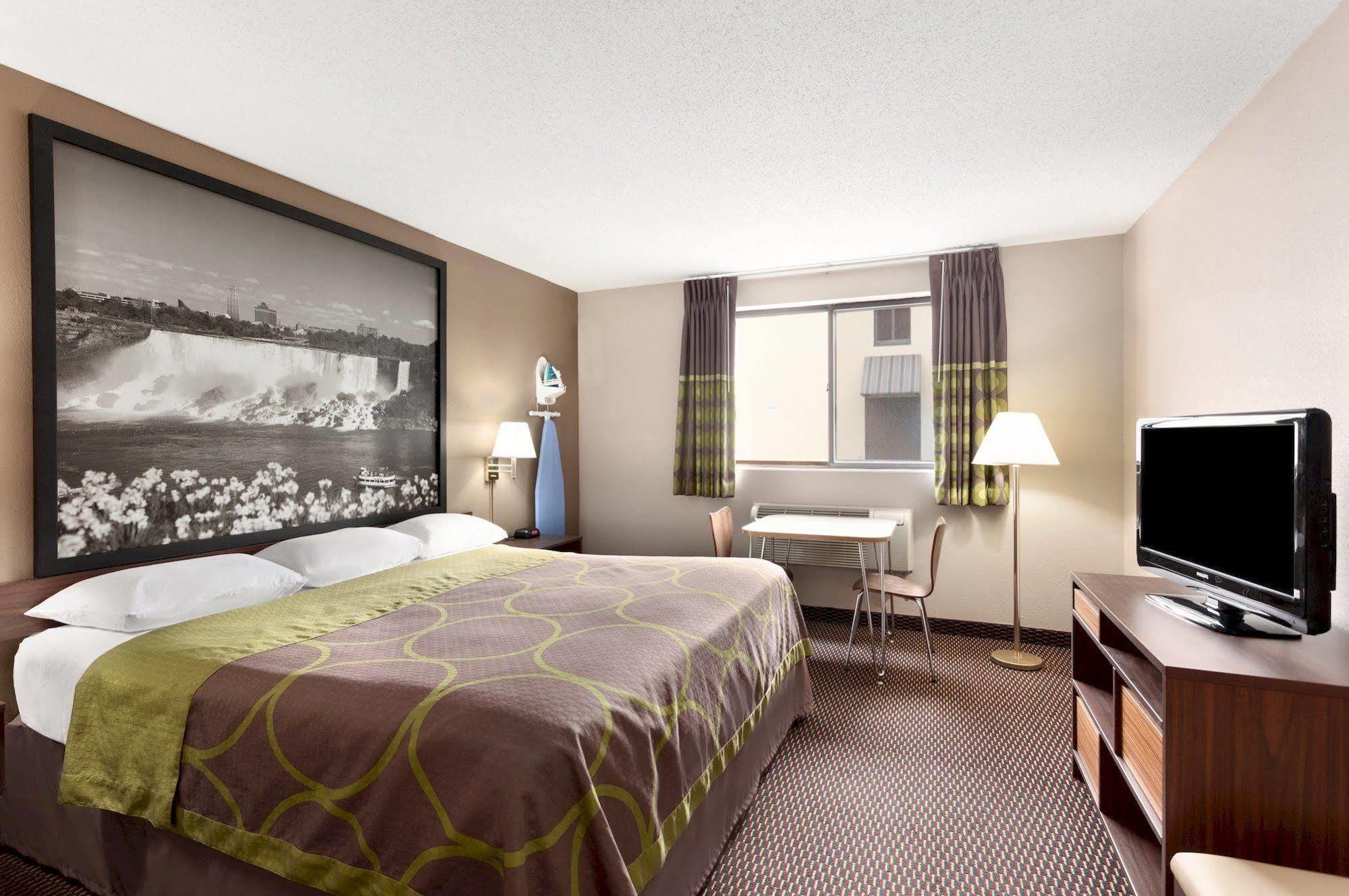 Super 8 By Wyndham Niagara Şelalesi Dış mekan fotoğraf